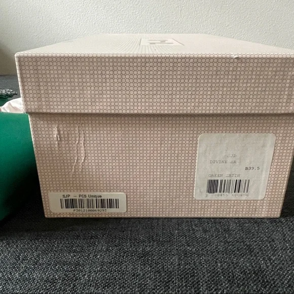 SJP Divine flats in Green Satin - Picture 8 of 16